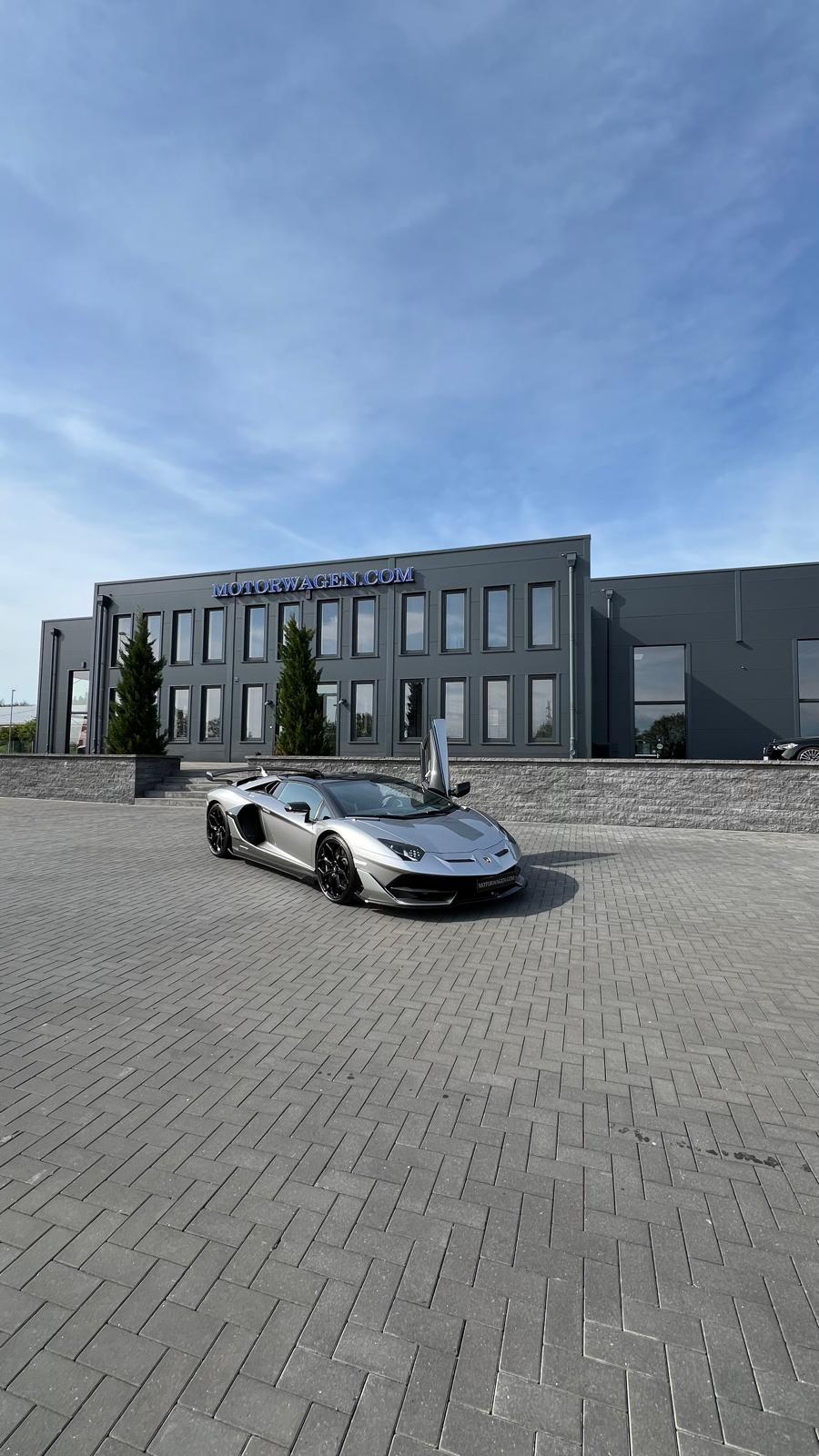 Classic Cars Heide Showroom